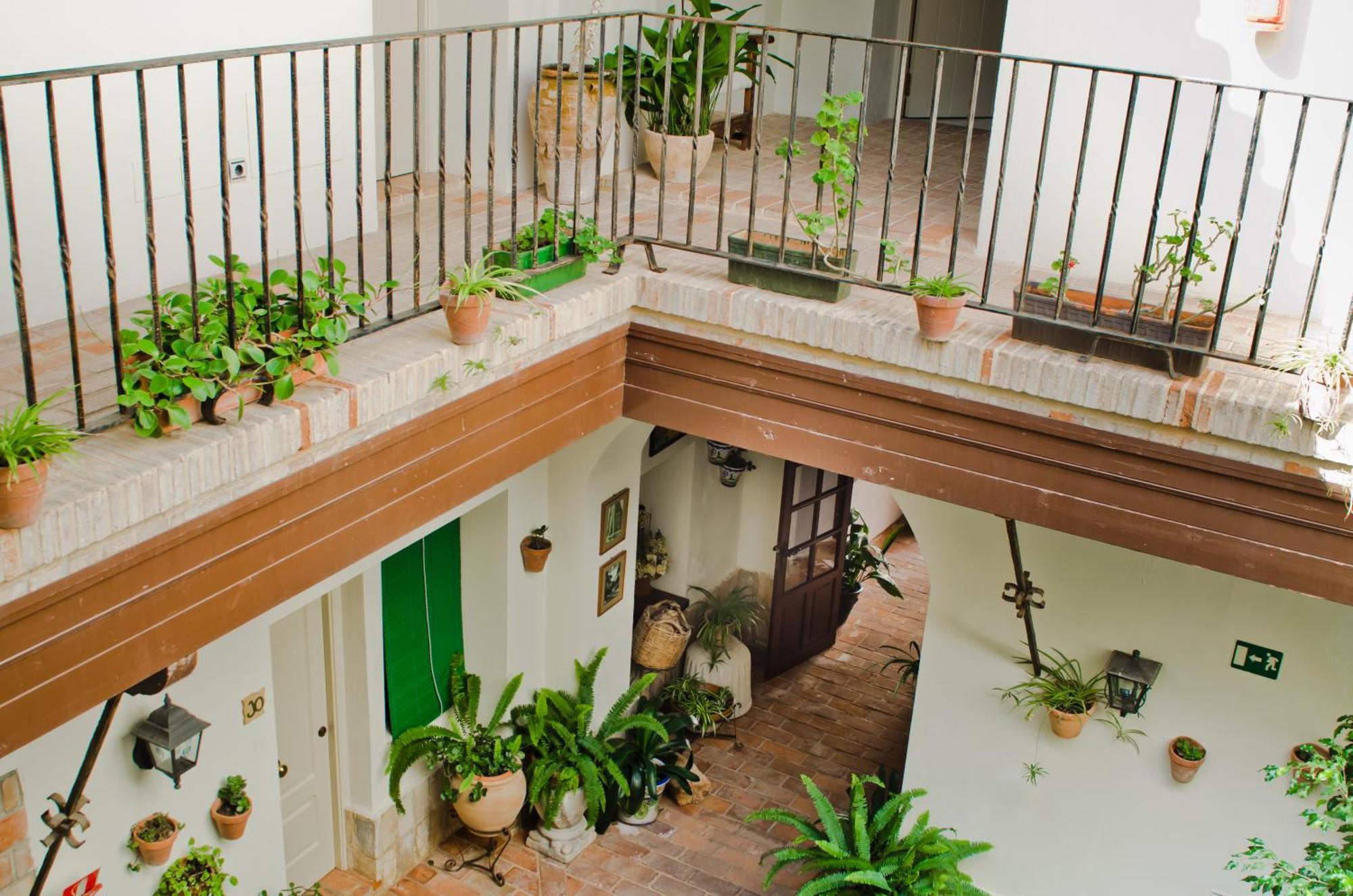 Hostal Sixto ロタ エクステリア 写真