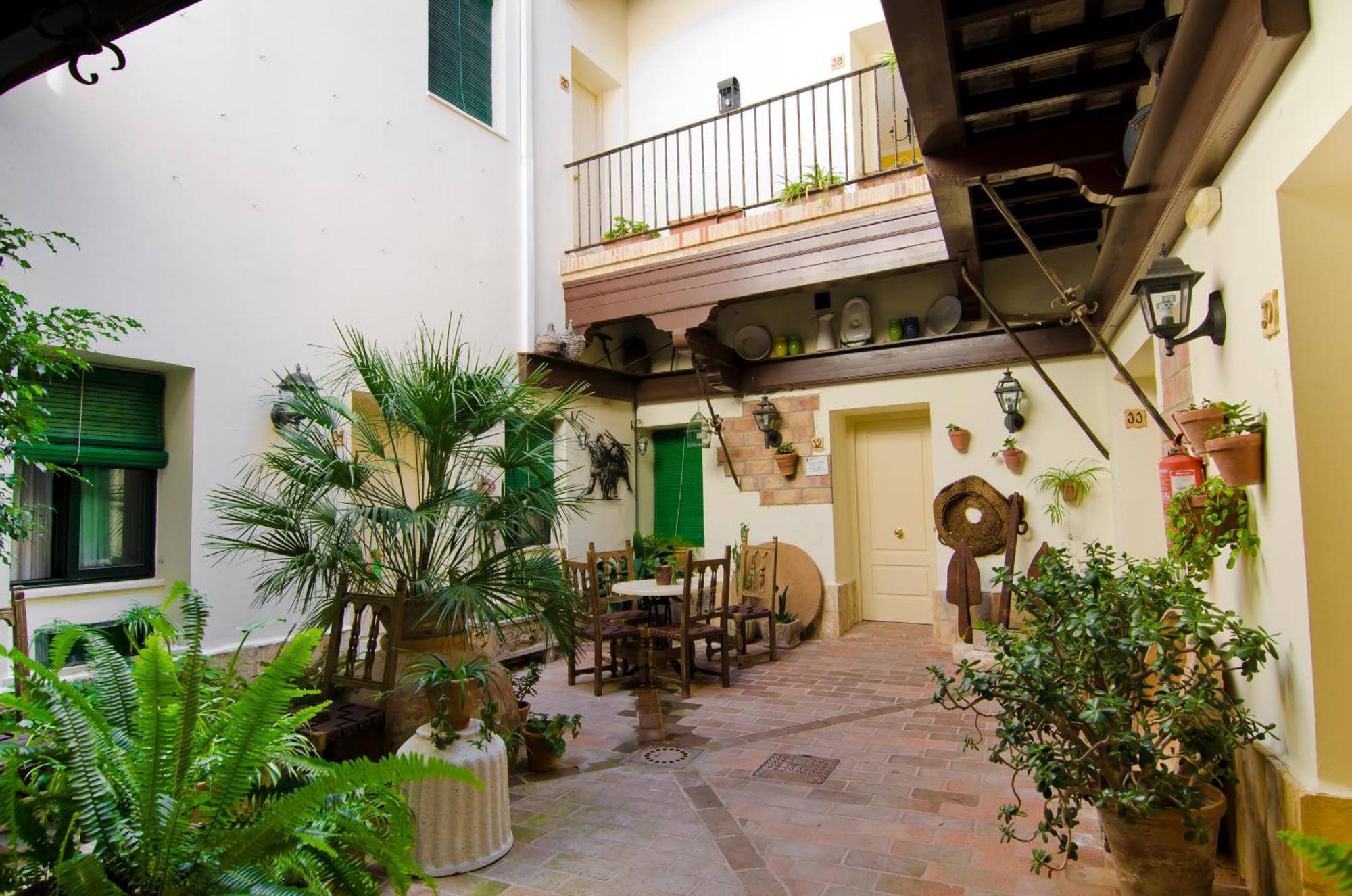 Hostal Sixto ロタ エクステリア 写真